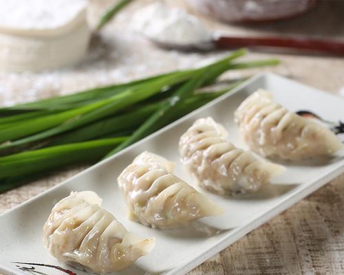 双耳三鲜饺，美味的传统手艺（双耳三鲜饺，挑战你的厨艺）-第2张图片-美味行家