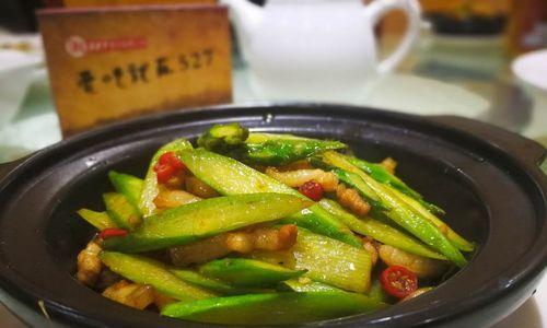 香菇芦笋的美味做法（健康营养丰富的素食佳肴）-第1张图片-美味行家