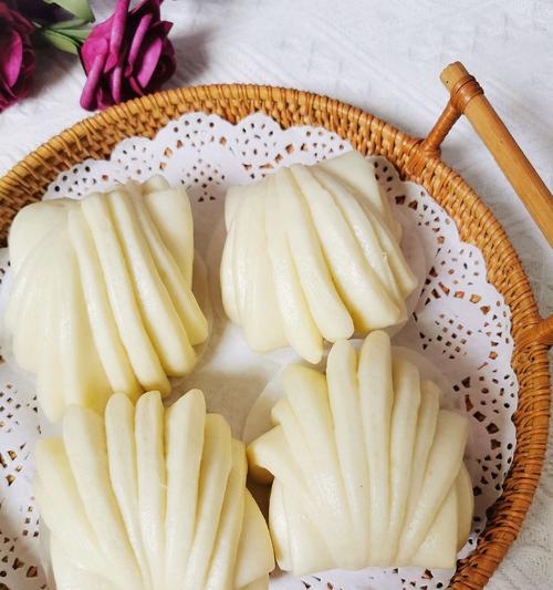 家庭制作甜菜根馒头（健康美味的家常小吃，营养价值高）-第1张图片-美味行家