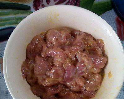 肉片炒三鲜的烹饪秘籍（用最简单的方法做出美味又健康的菜肴）-第3张图片-美味行家