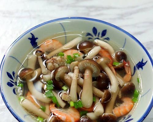 蟹味菇肉末茄条的美味做法（鲜香可口的家常美食，美味蟹味菇带你领略别样风味！）-第3张图片-美味行家