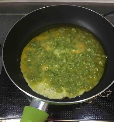 以五末煎蛋为主题的美食探究（掌握这一技巧，让你的煎蛋更加美味！）-第1张图片-美味行家