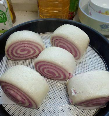 双色馒头制作方法（做出彩色馒头的窍门）-第1张图片-美味行家