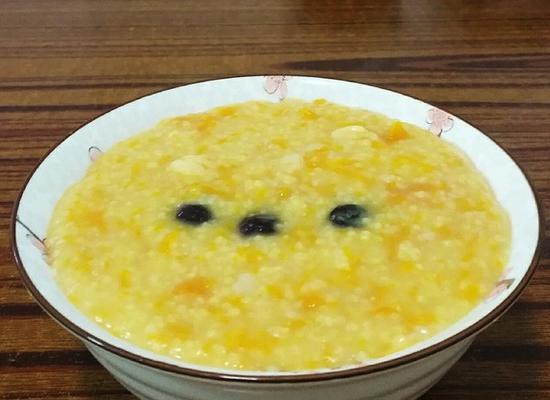 香蕉南瓜粥的做法（营养美味，轻松自制）-第1张图片-美味行家