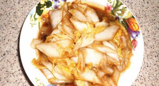 「家常美食·糖醋白菜」（教你轻松做出好吃的糖醋白菜！）-第3张图片-美味行家