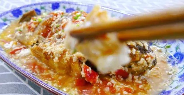 用甜酒鱼制作美味佳肴的技巧（尝试用甜酒鱼为家人做一道充满创意的菜肴）-第3张图片-美味行家