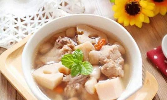 轻松瘦身，薏仁板栗瘦肉汤，实现健康减肥（15个轻松学习制作薏仁板栗瘦肉汤的技巧）-第2张图片-美味行家