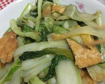 小青菜烧豆腐做法分享（家庭必备的一道健康蔬菜菜品）-第3张图片-美味行家