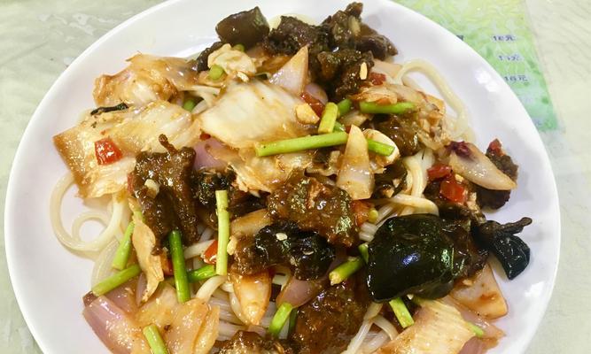 如何用简单的材料做出地道的过油肉拌面？（如何用简单的材料做出地道的过油肉拌面？）-第2张图片-美味行家
