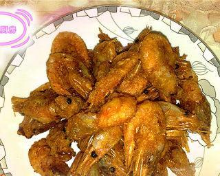 香酥大对虾的制作方法详解（教你轻松做出口感酥脆、香味浓郁的大对虾）-第1张图片-美味行家