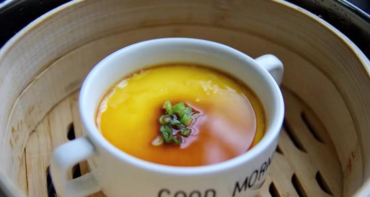 美味健康的鲜橙炖蛋（用橙子为蛋奶增鲜，让你健康吃甜品）-第2张图片-美味行家