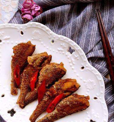 美味香煎酥鱼的做法（享受美食的诀窍，让你吃出鲜美口感！）-第2张图片-美味行家