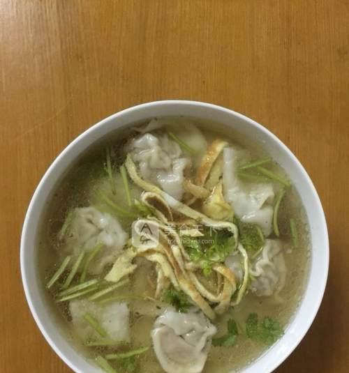 香菇虾仁馄饨，口感鲜美，健康美味（食材简单易得，做法简单易学，营养丰富又美味）-第1张图片-美味行家