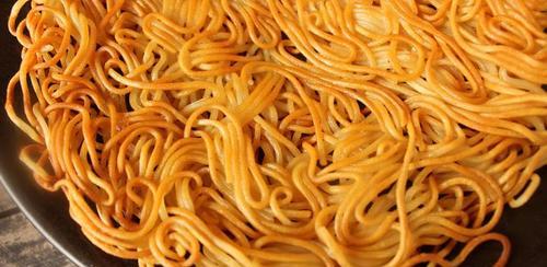美味蟹粉两面黄的制作方法（以蟹粉为主材，口感鲜美的中式小吃）-第2张图片-美味行家