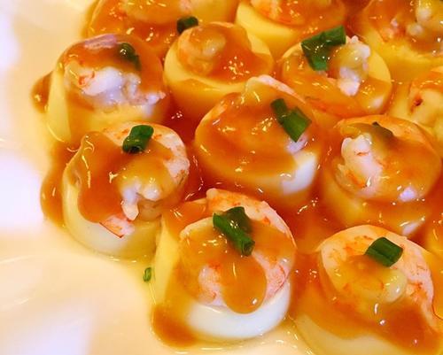 日本豆腐蒸虾仁（美味健康的日本美食）-第2张图片-美味行家