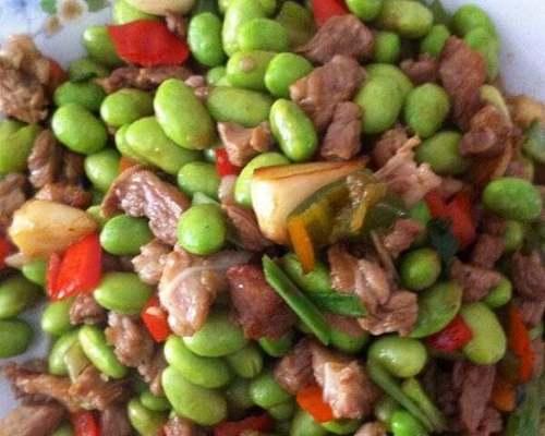 肉丝炒毛豆，美味又健康（一道简单易做的家常菜）-第2张图片-美味行家