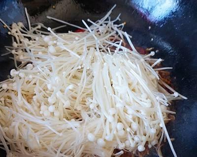 尝遍鲜美，学会素酱蜜橘金针菇的做法（做出美味佳肴，让味蕾欣喜无限）-第3张图片-美味行家