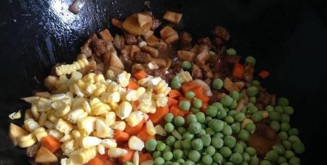 五彩杂蔬的美食艺术（如何用各种蔬菜打造一道独具匠心的健康佳肴）-第2张图片-美味行家