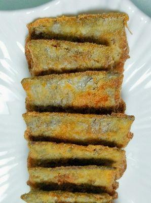 家庭自制美食，刀鱼变身美味佳肴（家庭自制美食，刀鱼变身美味佳肴）-第2张图片-美味行家