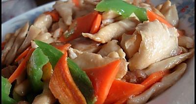 小平菇炒瘦肉，营养美味又简单（以小平菇为主角的营养搭档——瘦肉，一起炒出多样化美味）-第3张图片-美味行家
