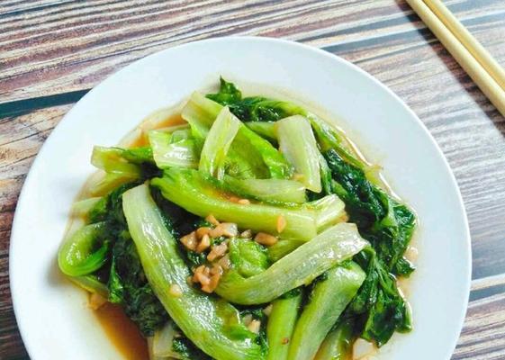 轻盈饮食，瘦肉炒生菜（炒出健康，吃出美丽）-第2张图片-美味行家