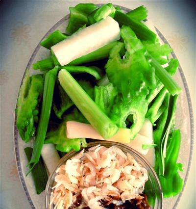 美味健康的小葱蘸酱菜（一份独特的风味，带给你舌尖的美妙体验）-第3张图片-美味行家