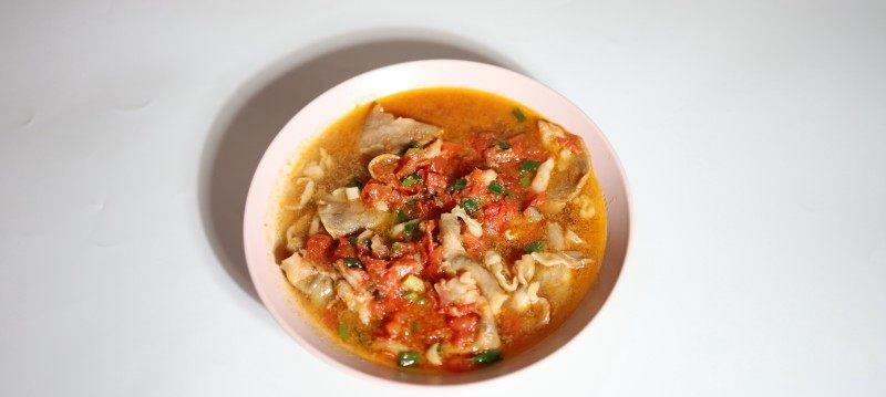 酸汤羊肉的做法（传统美味，味道鲜美）-第1张图片-美味行家