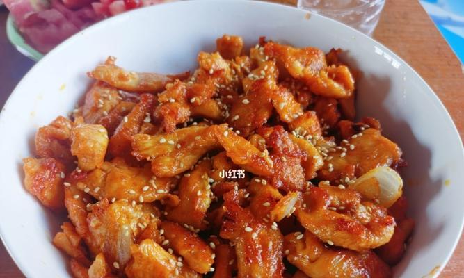 掌握新奥尔良炒鸡胸，美食人生大不同！（15个步骤教你做出香辣可口的新奥尔良炒鸡胸）-第3张图片-美味行家