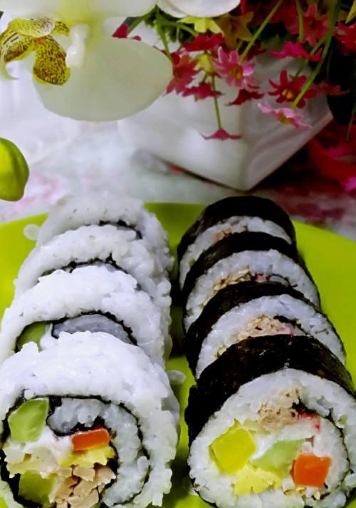 教你制作美味玉米金枪鱼寿司（用简单步骤制作味道绝佳的寿司，享受美食之旅）-第1张图片-美味行家