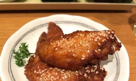 教你做出美味香酥芝麻鸡（口感鲜美，外酥里嫩的家常烤鸡）-第1张图片-美味行家