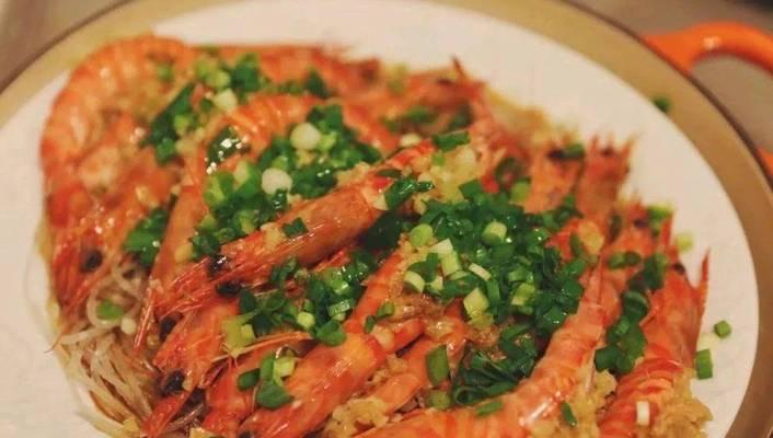 蒜蓉蒸木虾，鲜嫩美味的美食佳品（传统工艺，健康饮食，大展厨艺，蒸出美味）-第2张图片-美味行家