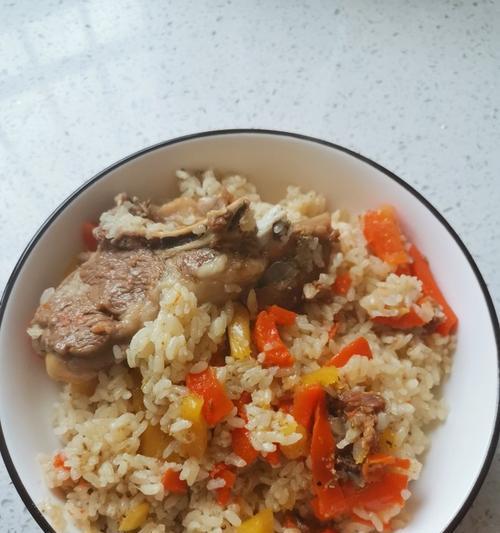 肉丁抓饭——快捷美味的家常料理（用一锅翻炒，轻松烹饪健康美食）-第2张图片-美味行家
