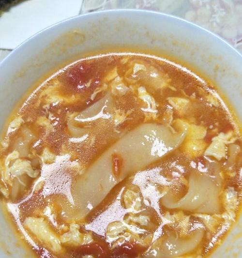 学会制作美味可口的以西红柿羊肉揪面（以西红柿、羊肉和面条为主要食材，尝试新的美食体验）-第2张图片-美味行家