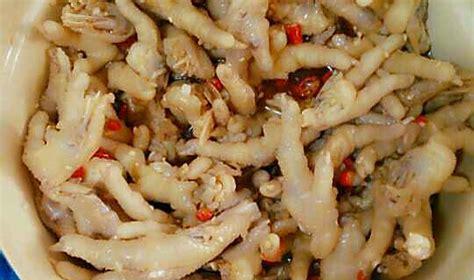 如何制作美味酸辣泡爪（从选料到烹饪，一步步教你做出口感绝佳的酸辣泡爪）-第1张图片-美味行家