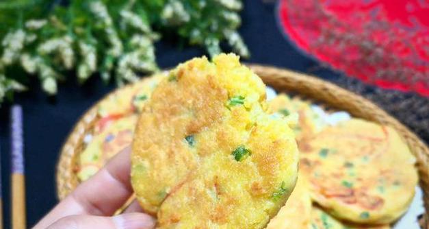 尝一口莴笋叶鸡蛋馅饼，美味佳肴（以莴笋叶为材料，鸡蛋为馅料的家常小吃）-第2张图片-美味行家
