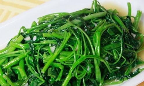 炒香辣空心菜做法大揭秘！（以清热解毒的美味佳肴为您保健）-第1张图片-美味行家