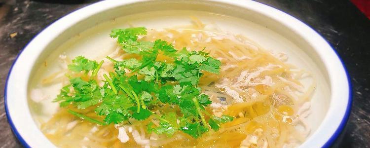 用肉丝榨菜蛋花煲汤（家常菜谱，养生好滋味！）-第1张图片-美味行家