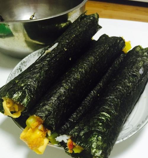 手把寿司之海苔包饭（简单易学的海苔包饭做法，让你轻松享受美味健康）-第1张图片-美味行家