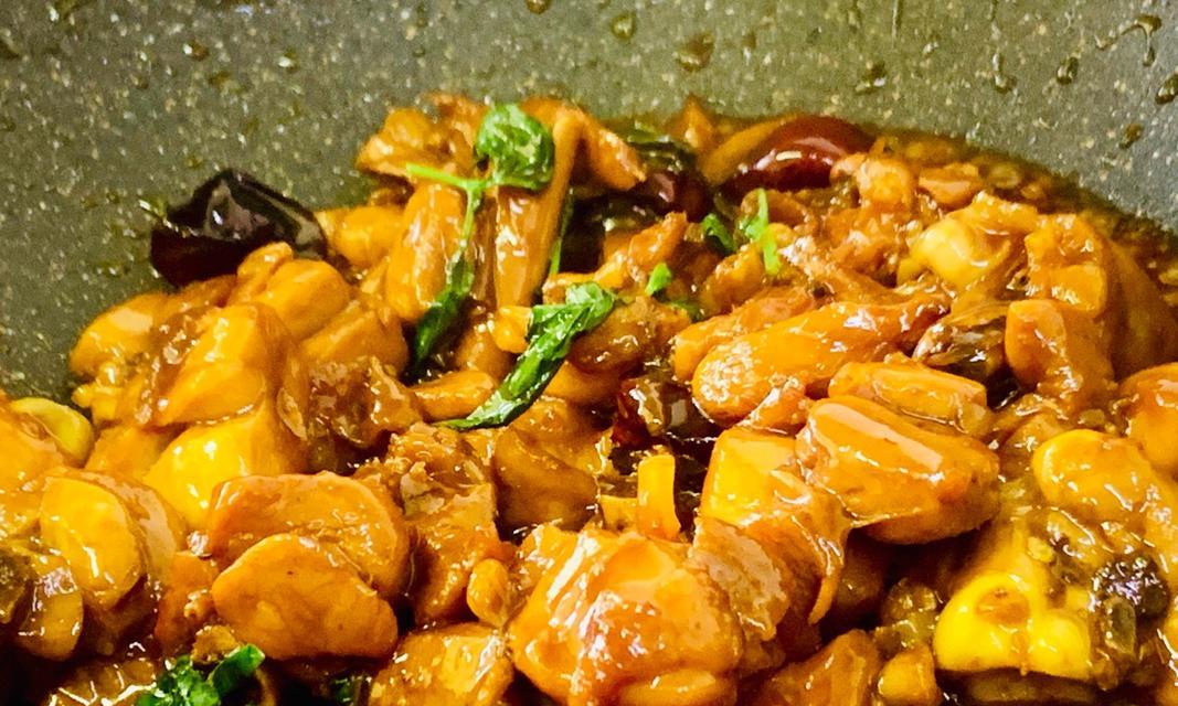 美味又健康的三杯菇菇鸡（一道简单易学的家常美食）-第3张图片-美味行家