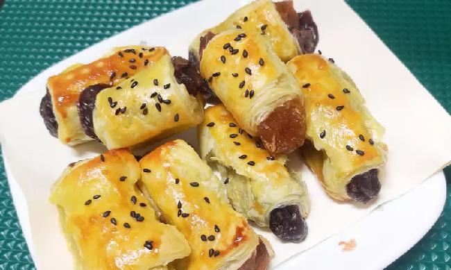 教你制作双味酥皮年糕，美味又实用（以黑糯米和绿豆为主材，口感香甜，吃后有饱腹感）-第1张图片-美味行家