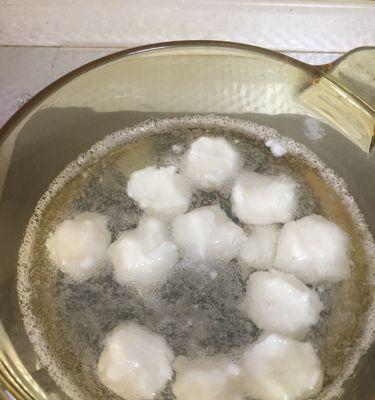 三色鱼泥的做法（轻松掌握，美味不容错过）-第3张图片-美味行家