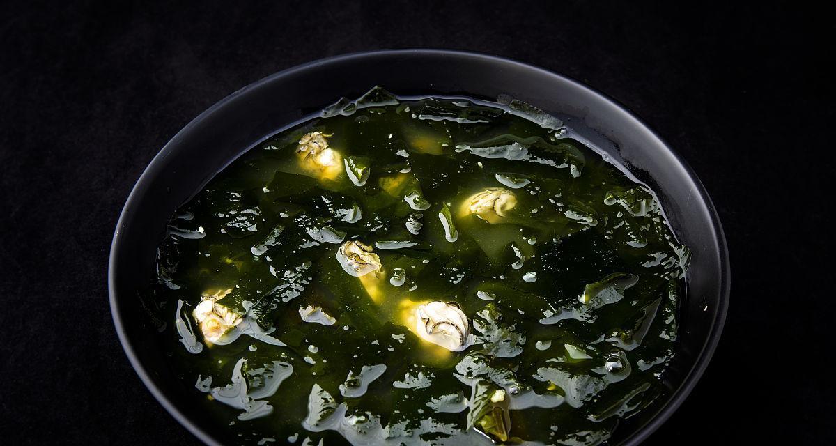 美味健康，滋补养生的紫菜牡蛎汤（以海味佳肴为主角的养生食谱）-第3张图片-美味行家