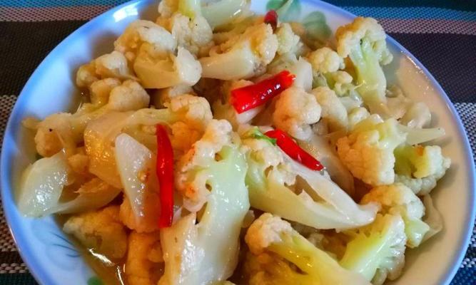 清爽素烧菜花，美味健康不油腻（简单易学，家庭美食不可错过）-第3张图片-美味行家