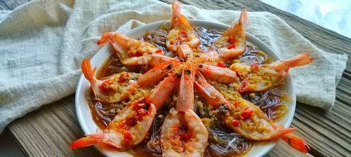 美味可口的蒜蓉粉丝蒸鲍仔（家庭厨房也能轻松做出高档美食！）-第2张图片-美味行家