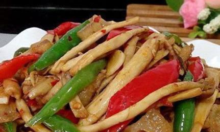 家常美味，以乌笋炒肉做法大揭秘（教你轻松搭配乌笋，烹制出好吃又健康的炒肉菜肴）-第2张图片-美味行家