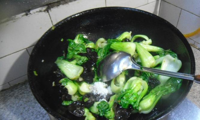 家常美食（健康简单易学，美味佳肴不容错过）-第1张图片-美味行家