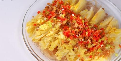 双辣炒娃娃菜，口感鲜美爽脆（以娃娃菜为主角，双重辣味的烹调技巧）-第3张图片-美味行家