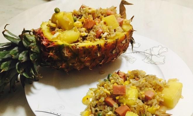 虾仁菠萝炒饭的制作方法（快速易做的美味炒饭）-第3张图片-美味行家