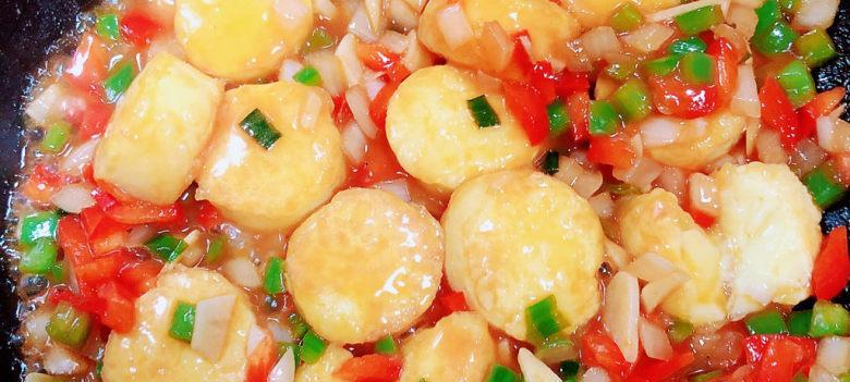 美味可口的虾仁什锦炖日本豆腐（家庭厨房里的小清新美食）-第2张图片-美味行家