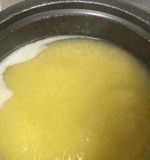 小米红米玉米粥的做法（营养丰富，美味可口，家常美食的秘诀）-第2张图片-美味行家